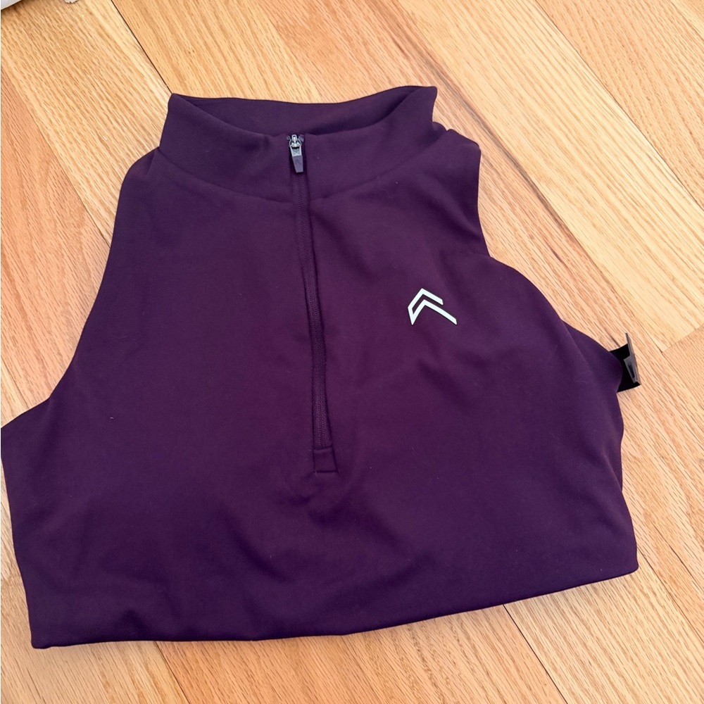 NWT Matching athletic leggings and top
